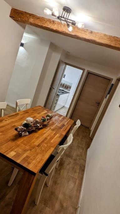 Fewo Im Lehm-Fachwerkhaus Erfurt Mit 3 Einzelnen Schlafzimmern Je Mit Tv Luaran gambar