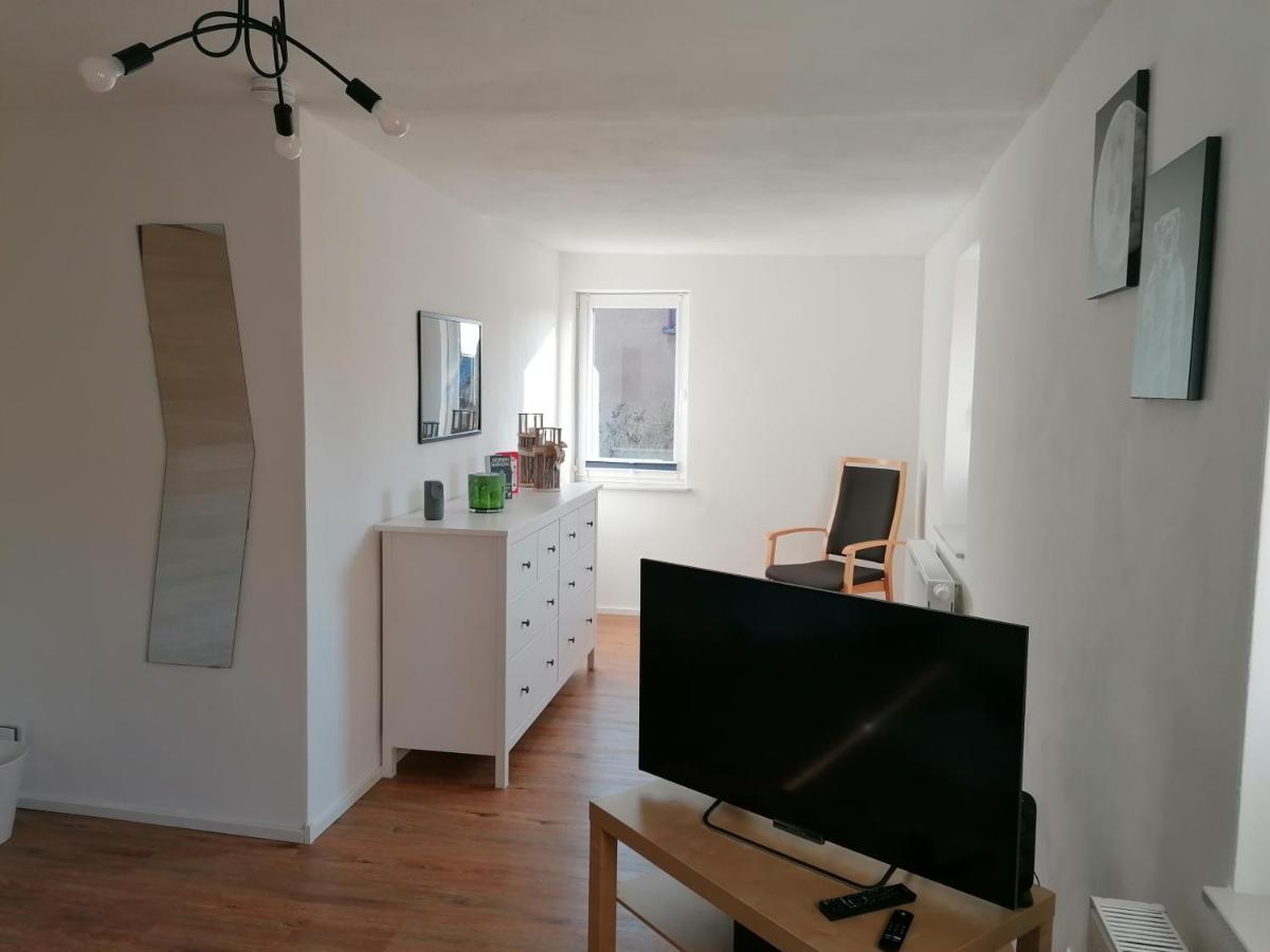 Fewo Im Lehm-Fachwerkhaus Erfurt Mit 3 Einzelnen Schlafzimmern Je Mit Tv Luaran gambar