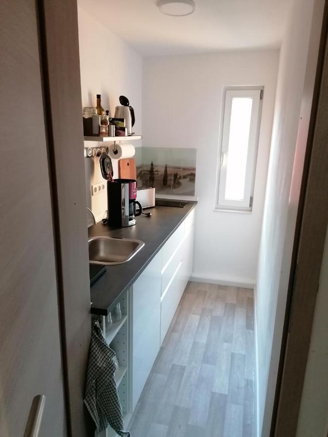 Fewo Im Lehm-Fachwerkhaus Erfurt Mit 3 Einzelnen Schlafzimmern Je Mit Tv Luaran gambar